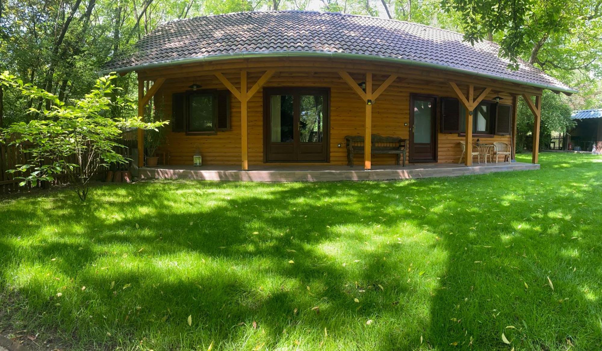 Vandor Tanya Agasegyhaza Exterior photo
